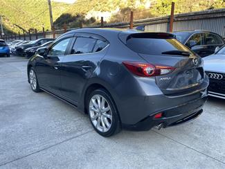 2014 Mazda Axela - Thumbnail