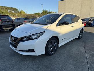 2021 Nissan Leaf - Thumbnail