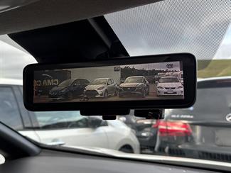 2018 Nissan Leaf - Thumbnail