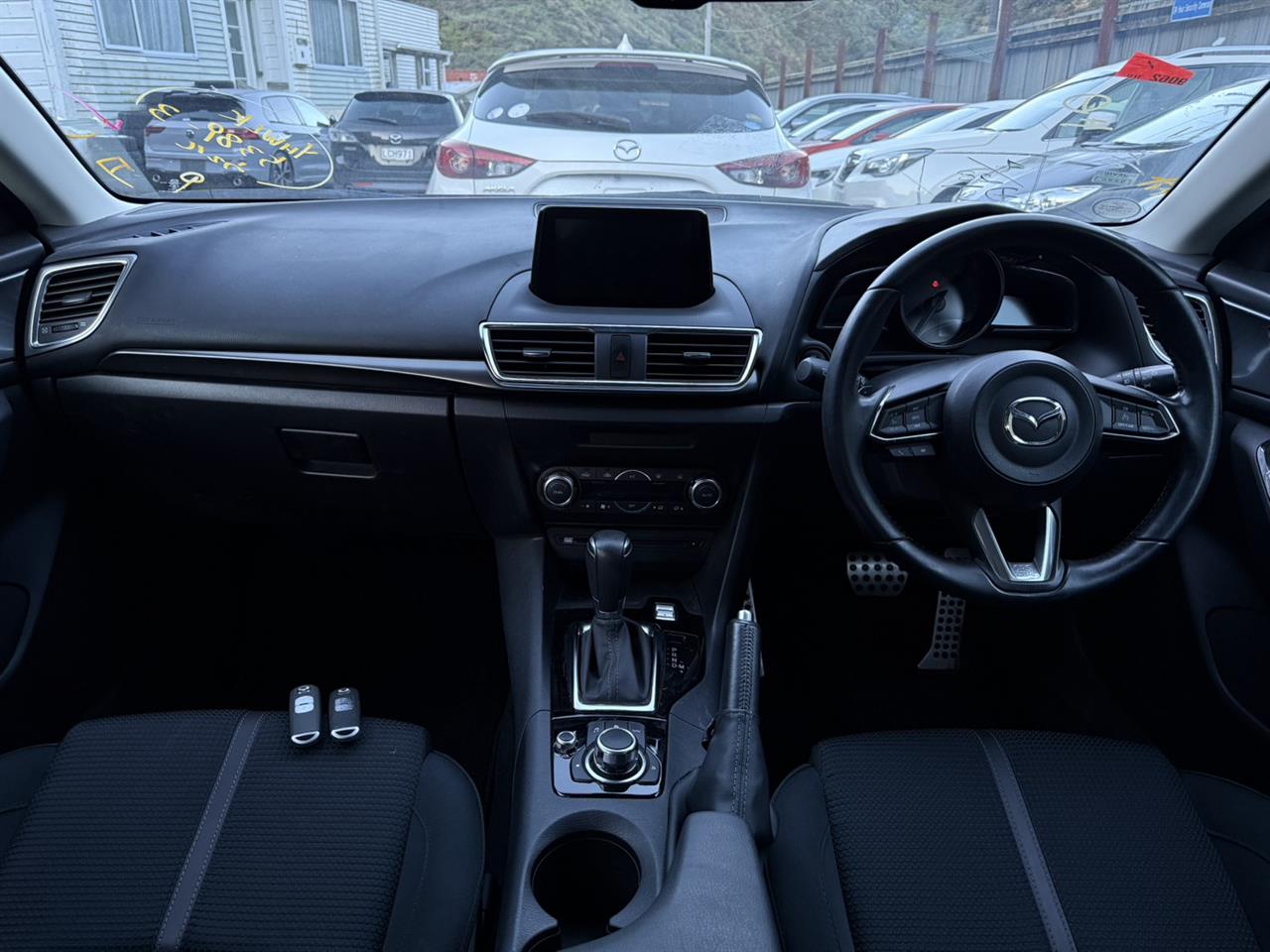 2018 Mazda Axela