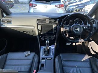 2016 Volkswagen Golf - Thumbnail