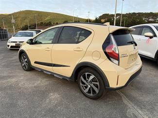 2017 Toyota AQUA - Thumbnail