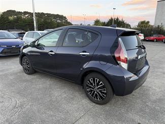 2015 Toyota AQUA - Thumbnail