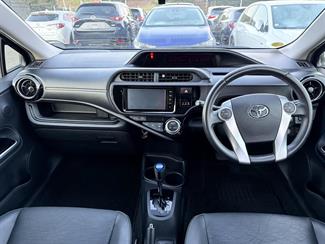2015 Toyota AQUA - Thumbnail