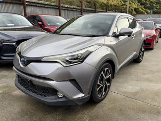2017 Toyota C-HR - Thumbnail