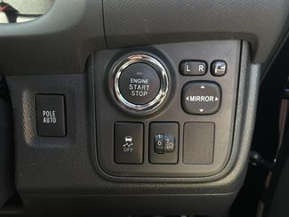 2016 Toyota Wish - Thumbnail