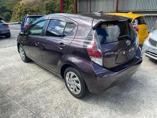 2015 Toyota AQUA - Thumbnail