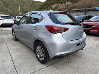 2020 Mazda 2 - Thumbnail