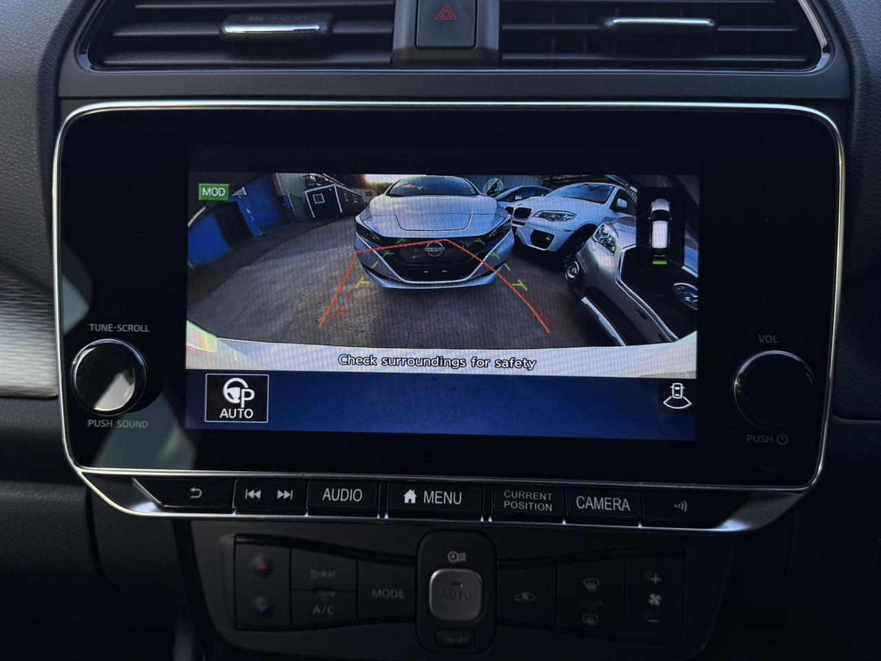 2022 Nissan Leaf