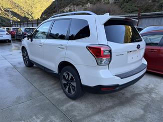 2016 Subaru Forester - Thumbnail