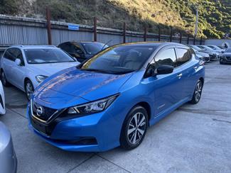 2021 Nissan Leaf - Thumbnail