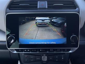 2021 Nissan Leaf - Thumbnail