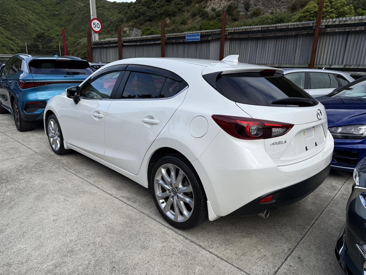 2014 Mazda Axela
